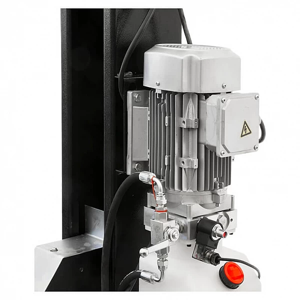 Four-post semi-automatic lift for wheel alignment Redats L-460, 5.5 t