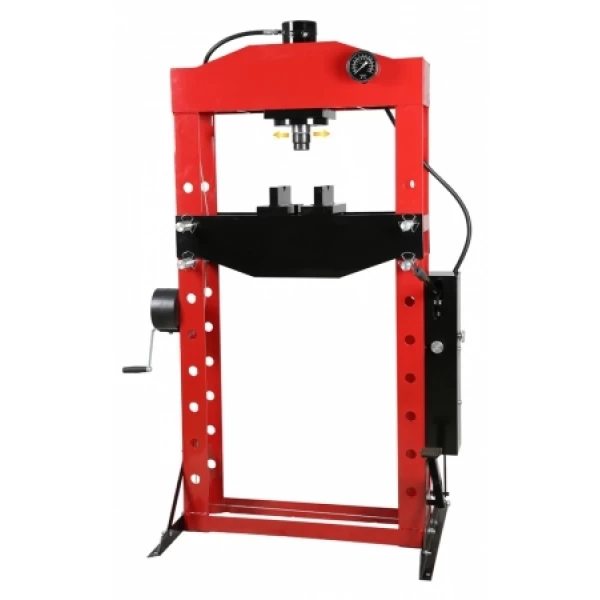 Foot-operated hydraulic press with manometer, 50 t