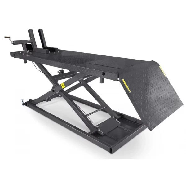 Profesionāls motociklu pacēlājs 680 kg Weber MC2