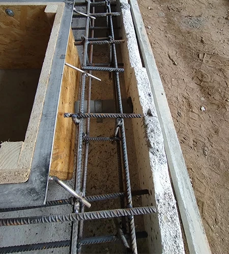 Metal edge protection for lift installation pits